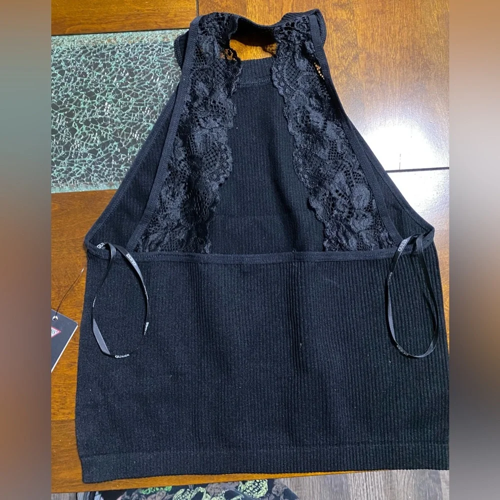 Women’s Guess top - Picture 3 of 5